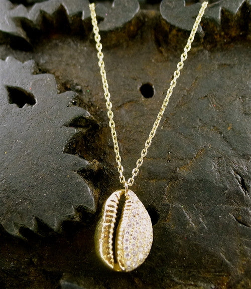 Danielle Pittman 14K Yellow Gold and Diamond Seashell Necklace