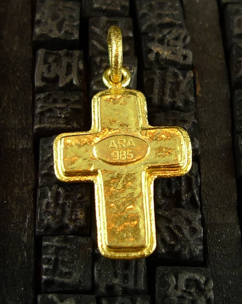 ARA 24K Collection Black Diamond Cross Pendant in Pure Gold and Oxidized Silver
