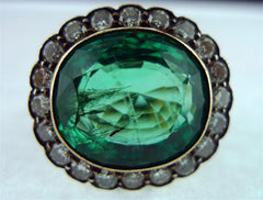 Antique Emerald Ring in Enameled 18K Yellow Gold with Diamond Surround