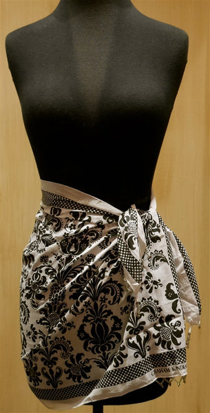 Graham Kandiah Toile Short Black and White Biarrite Sarong