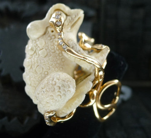 Lucifer Vir Honestus 18K Rose Gold, Diamond and Petrified Buffalo Bone Frog Ring