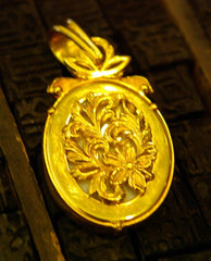 Iconic Russian 18K Yellow Gold Micromosaic Pendant of Madonna and Child