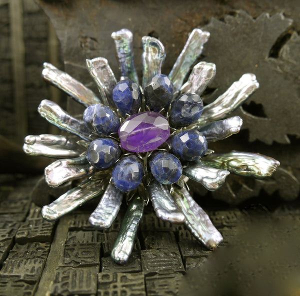 Siman Tu Peacock Biwa Pearl Brooch/Pin with Amethyst and Sodalite Center