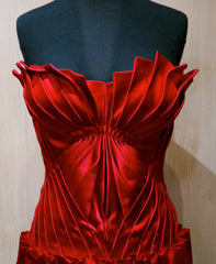 Jenny Packham Catwalk Edition Red Satin Strapless Dress