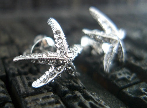 Umlaut 18K White Gold & Diamond Starfish Earrings